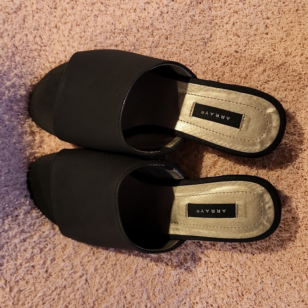 Black Array Slides - image 3